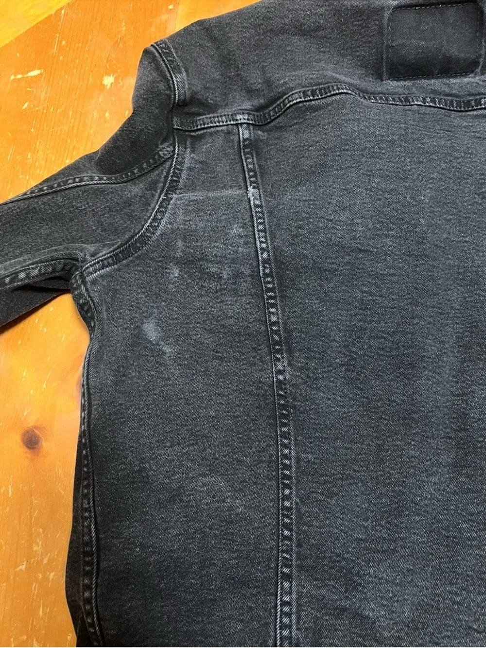 Levi’s 72334-0223 Black Denim Trucker Jacket Mens Size XL Distressed Type III